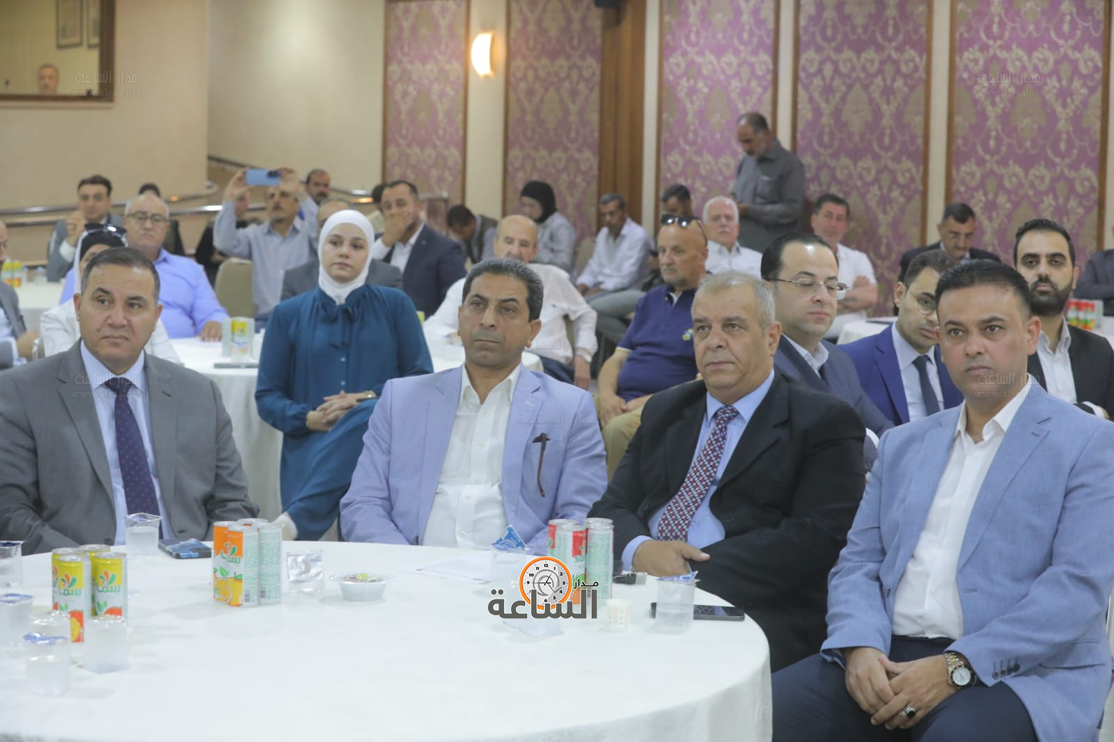 Madar Al-Saa Images 0.4562220643960786