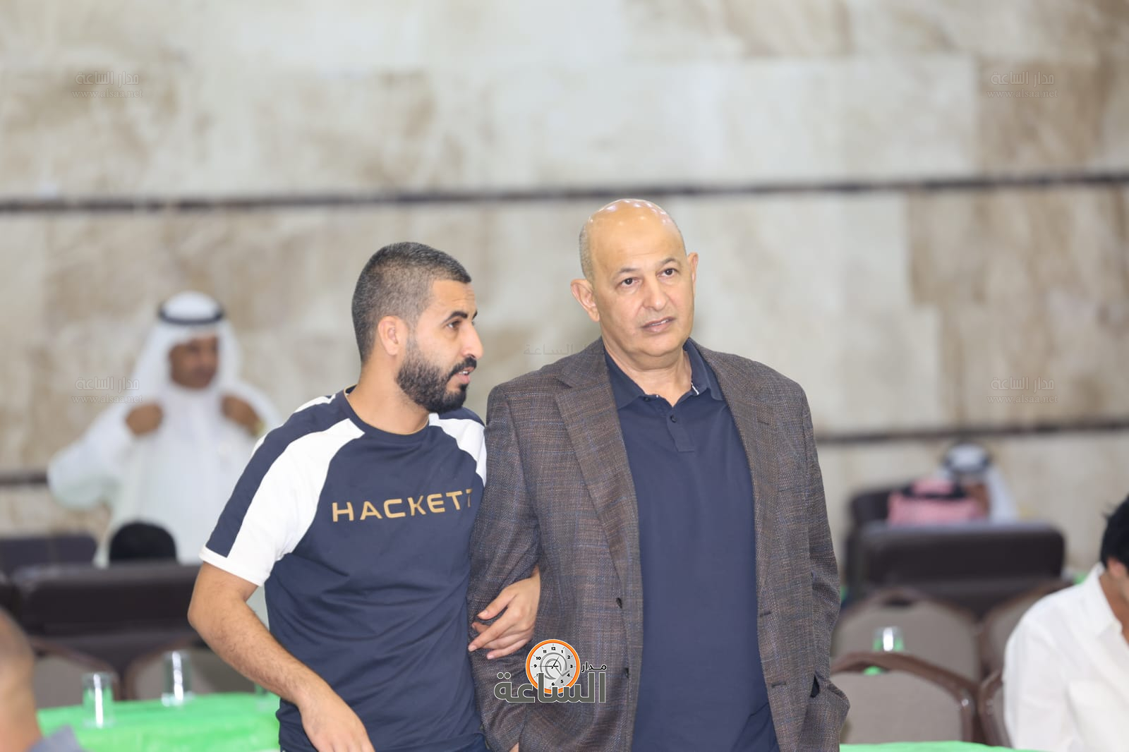 Madar Al-Saa Images 0.15288918898637982