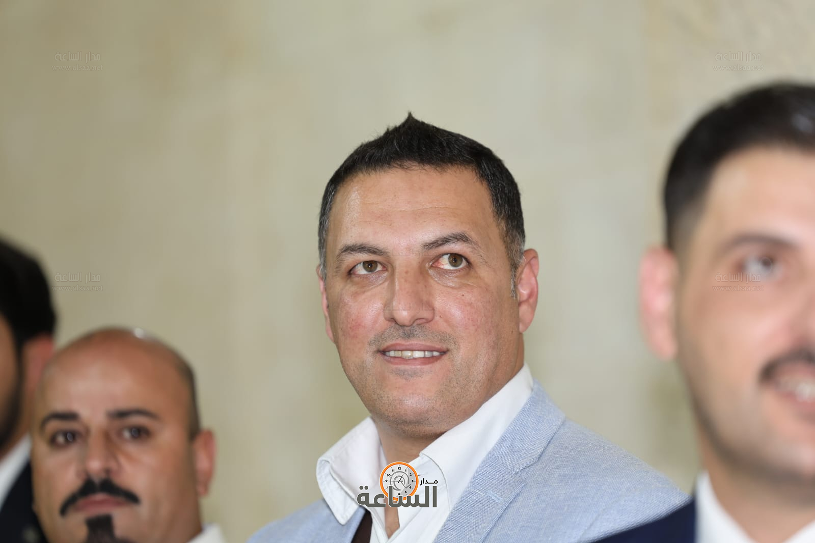 Madar Al-Saa Images 0.7929412094865748