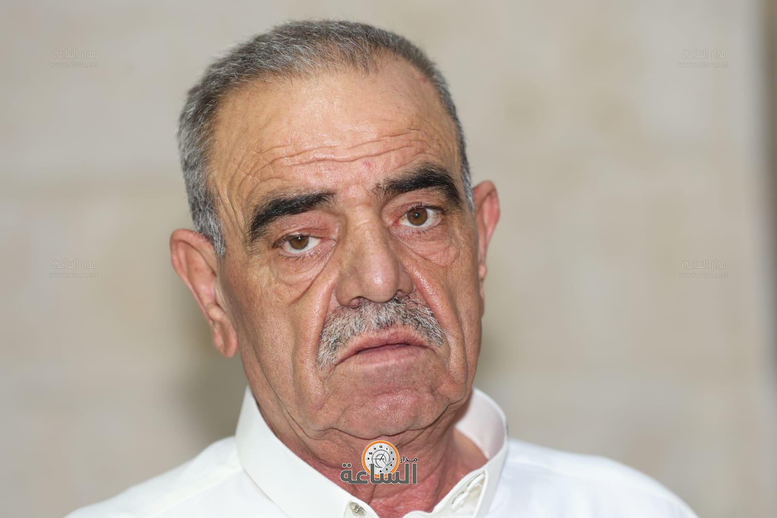 Madar Al-Saa Images 0.3896490633466899