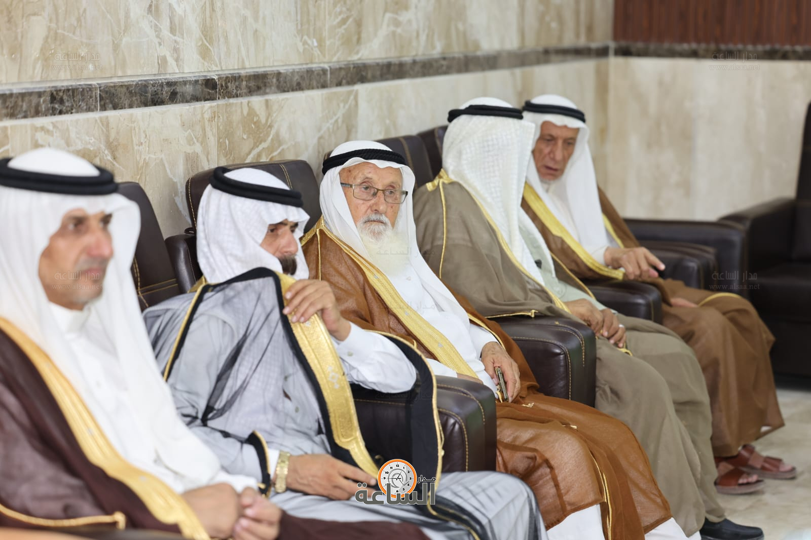 Madar Al-Saa Images 0.15484727573658008