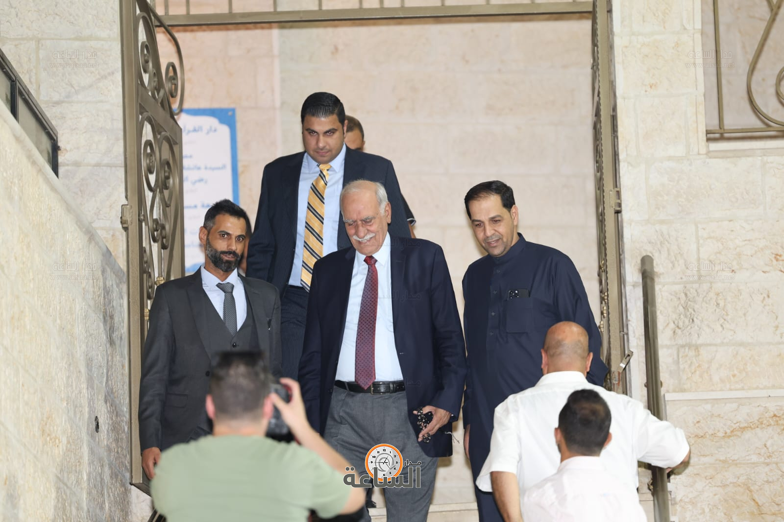 Madar Al-Saa Images 0.0006758169039998707