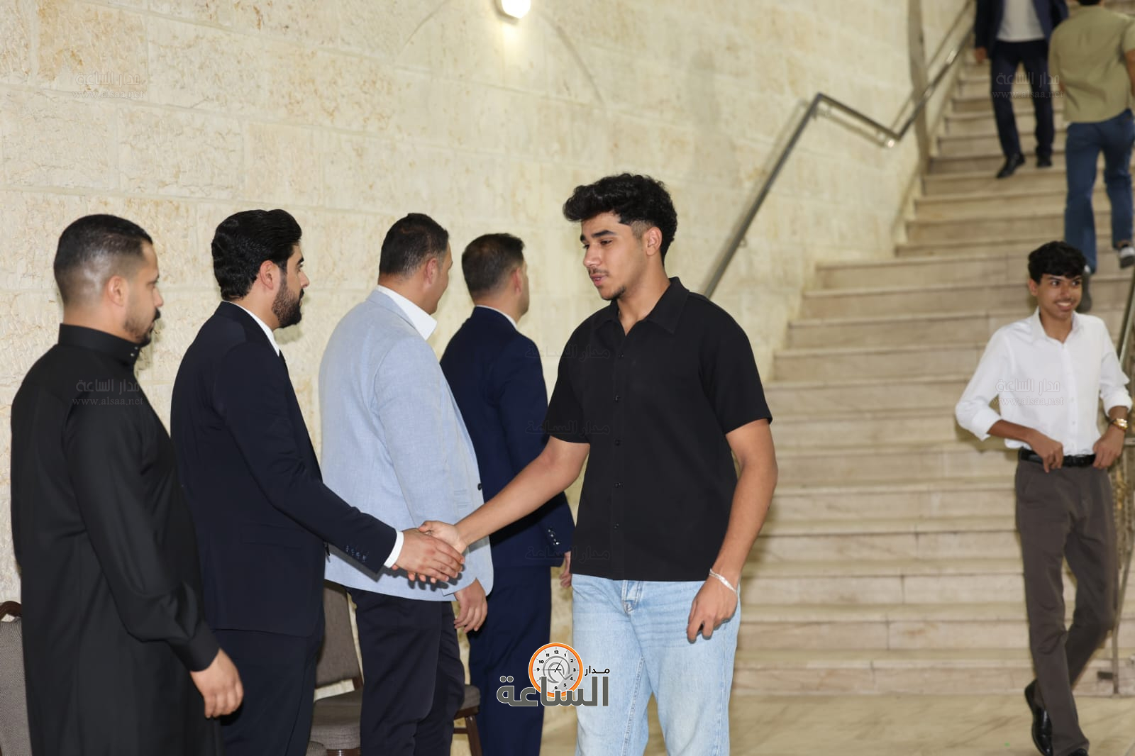 Madar Al-Saa Images 0.24672580867706173