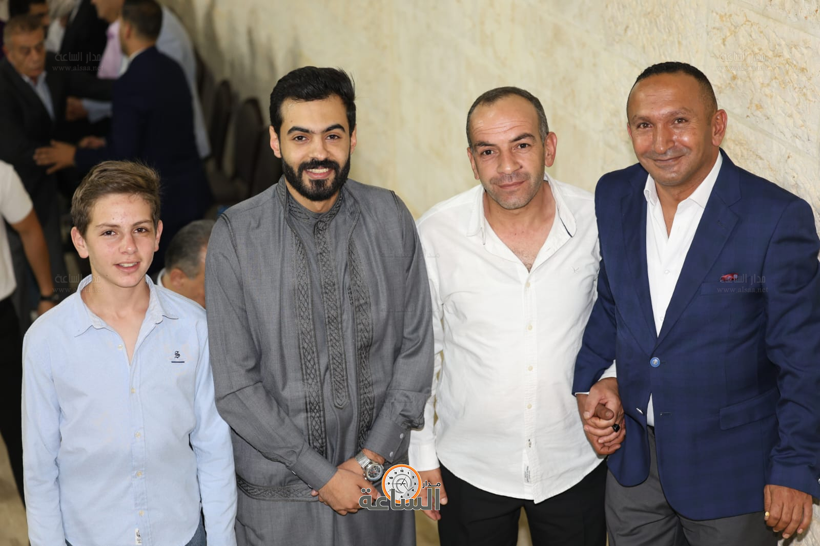 Madar Al-Saa Images 0.5667500128785287