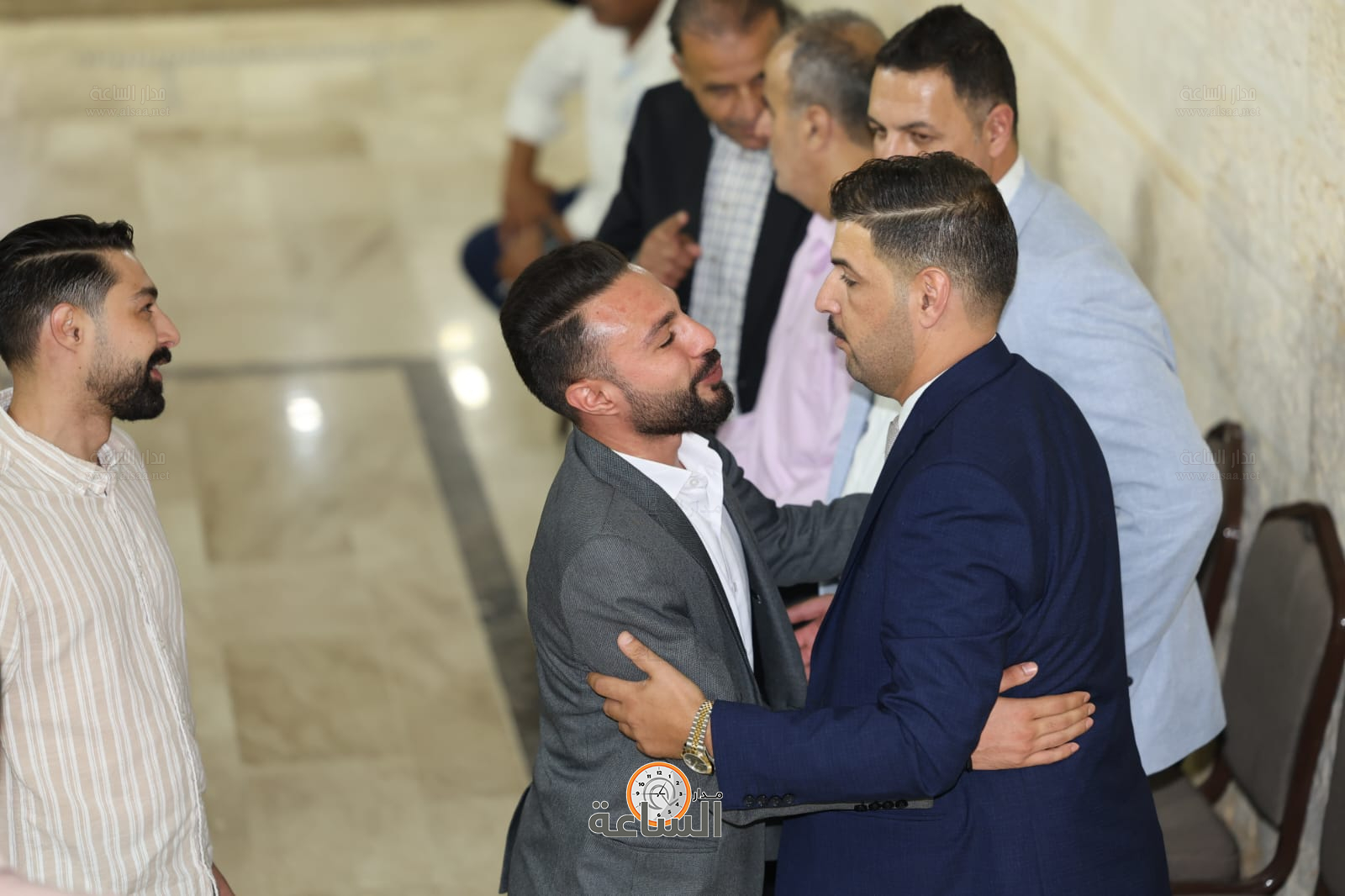 Madar Al-Saa Images 0.408554297697021