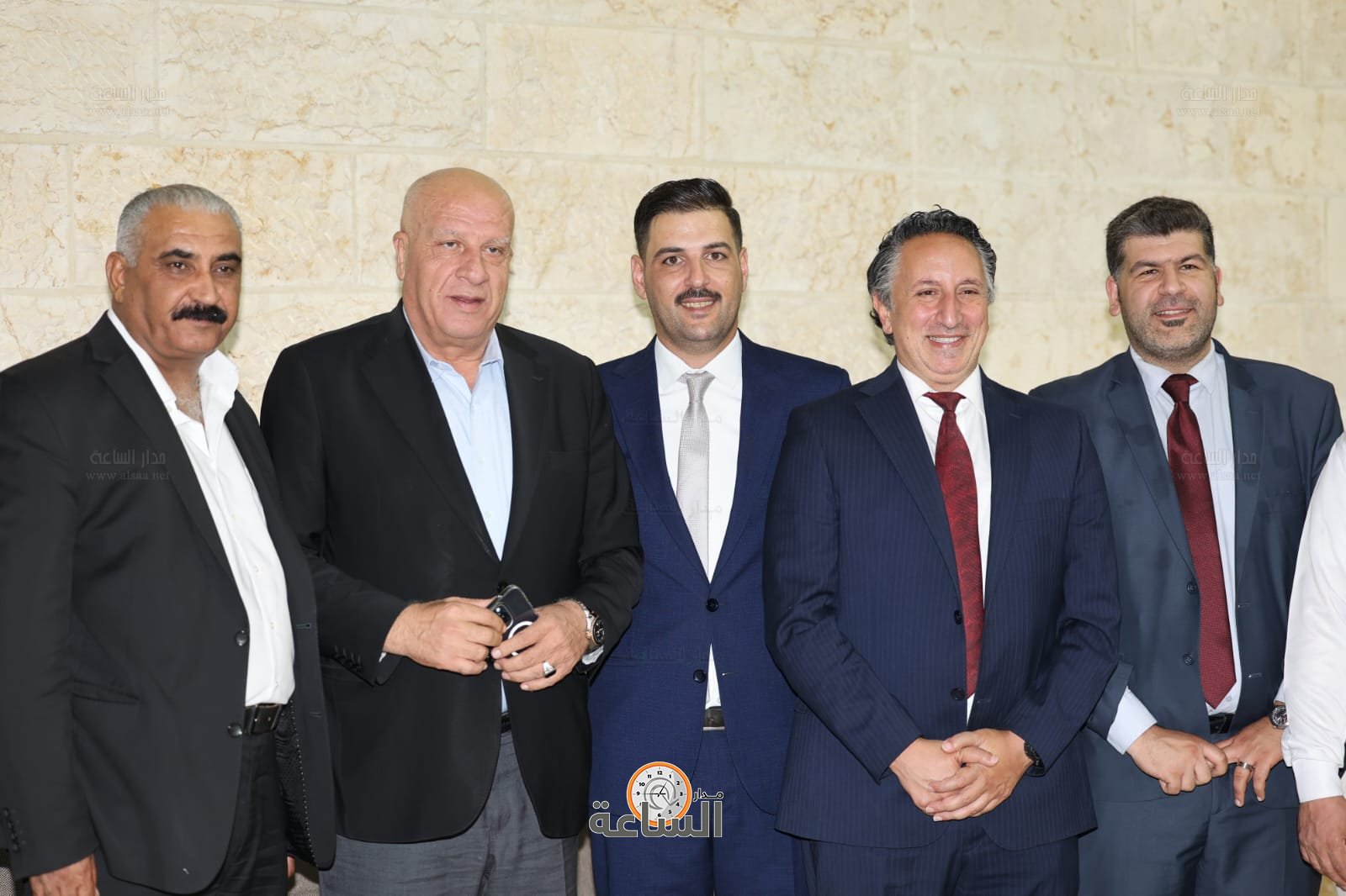 Madar Al-Saa Images 0.6694883814965179