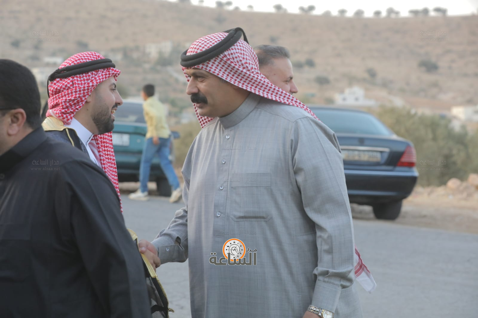 Madar Al-Saa Images 0.13362375457400855