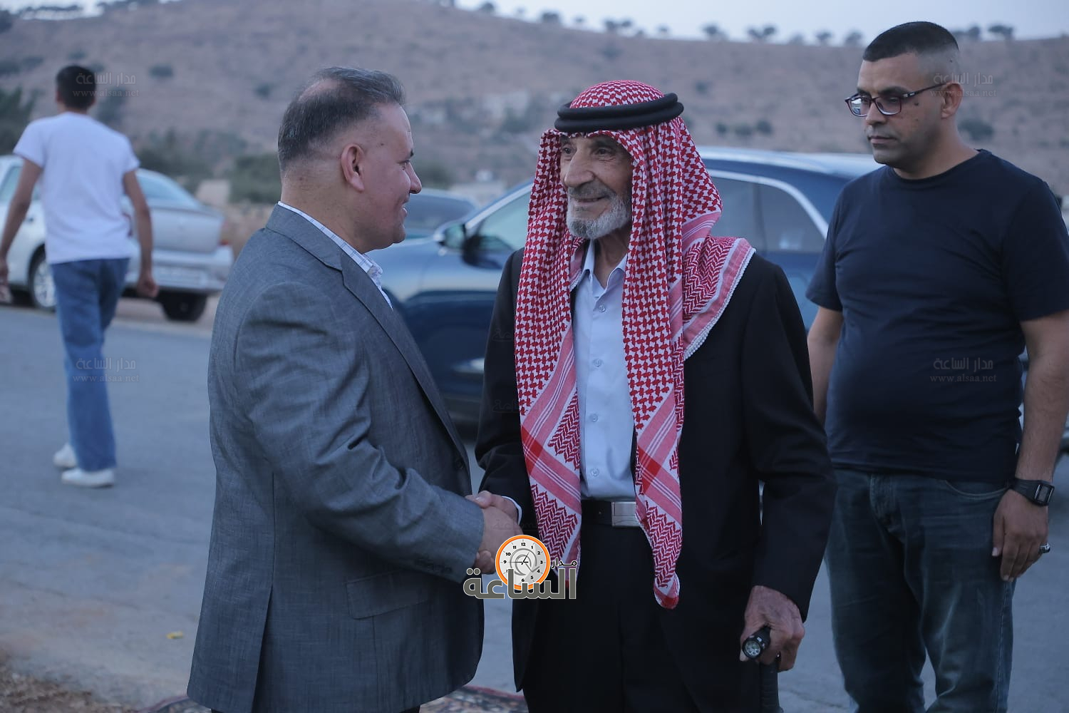 Madar Al-Saa Images 0.37738594856314567