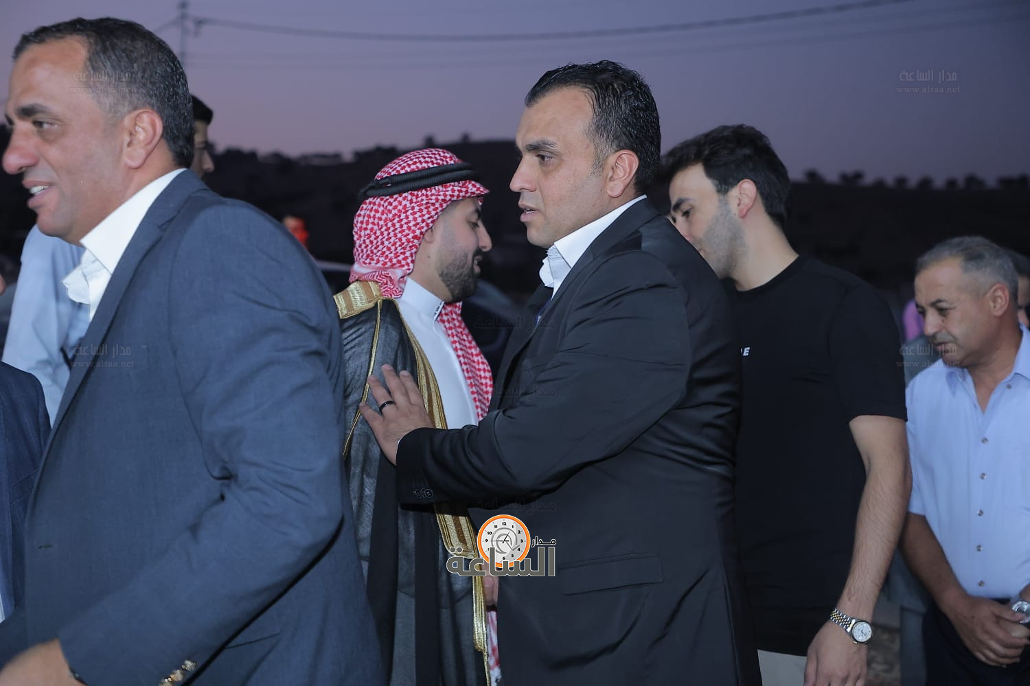 Madar Al-Saa Images 0.12219822460583885