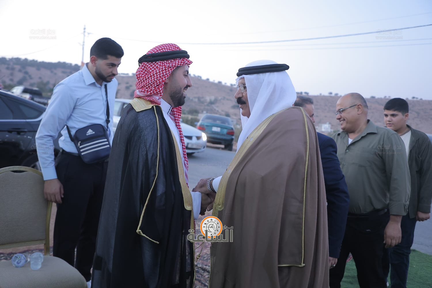 Madar Al-Saa Images 0.14989598152807893