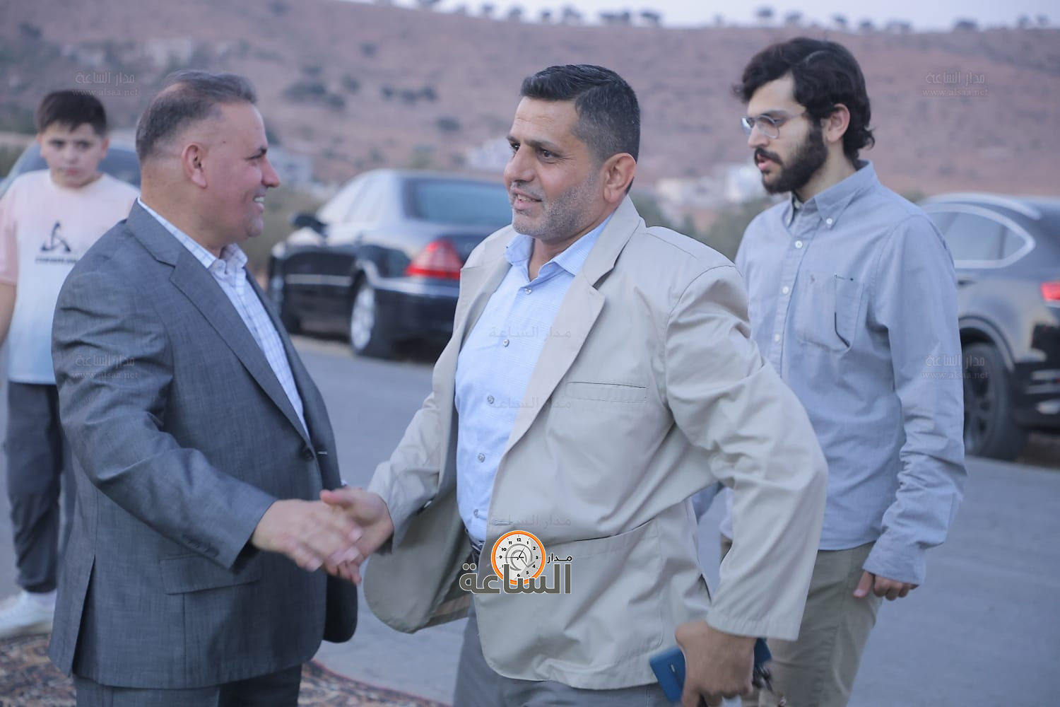 Madar Al-Saa Images 0.535810022059278