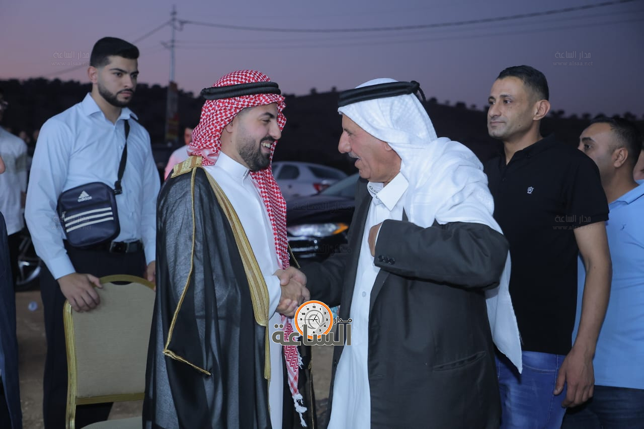 Madar Al-Saa Images 0.14086436107686462