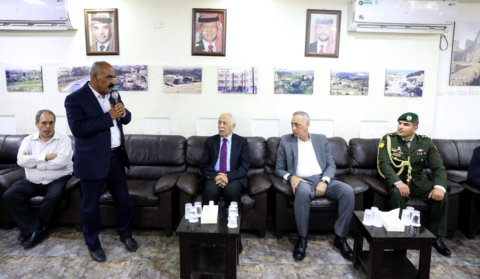 Madar Al-Saa Images 0.9364451952108447