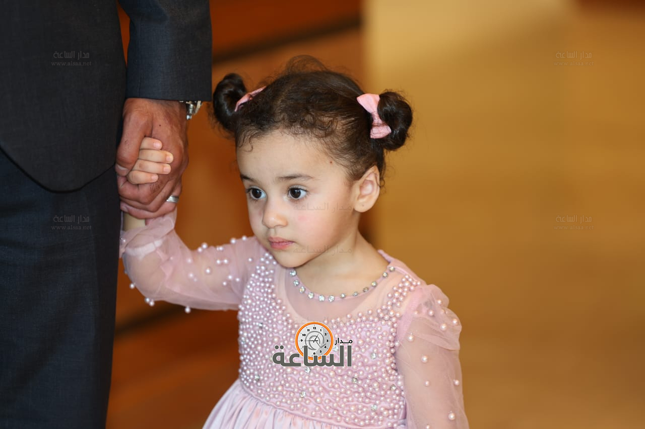 Madar Al-Saa Images 0.4373409561649183