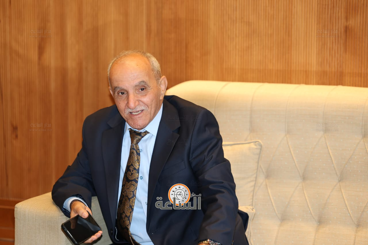 Madar Al-Saa Images 0.1108815845728377