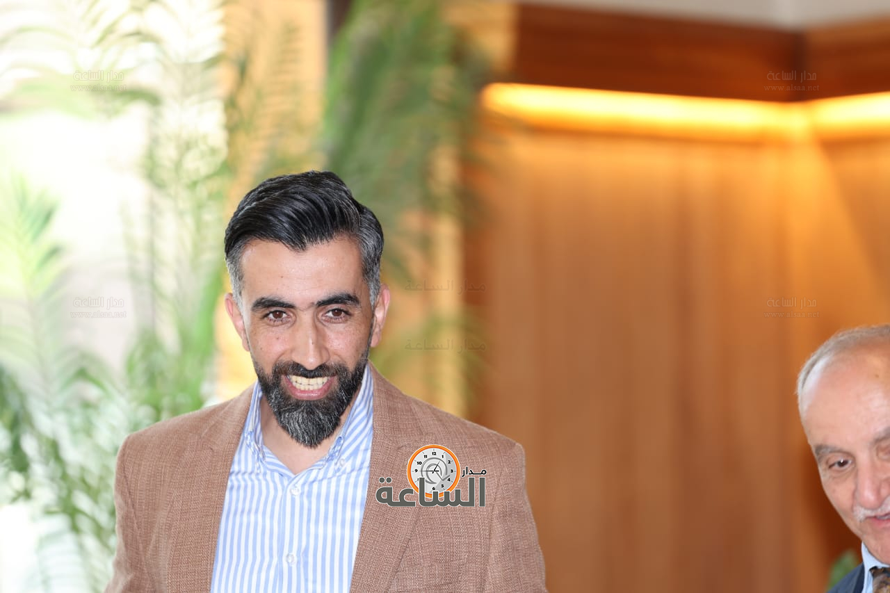 Madar Al-Saa Images 0.1064433599850162