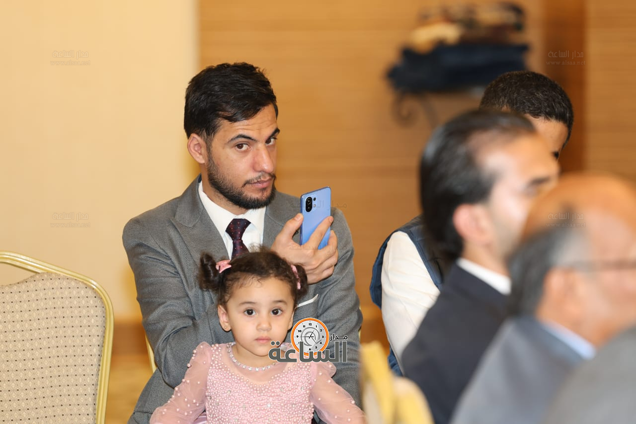 Madar Al-Saa Images 0.413782030069169