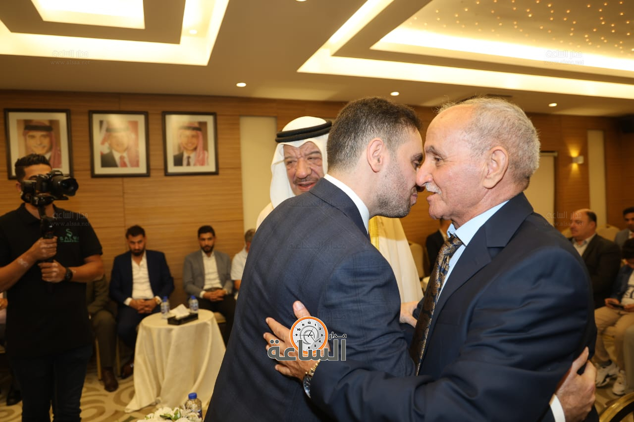 Madar Al-Saa Images 0.4298040238503412