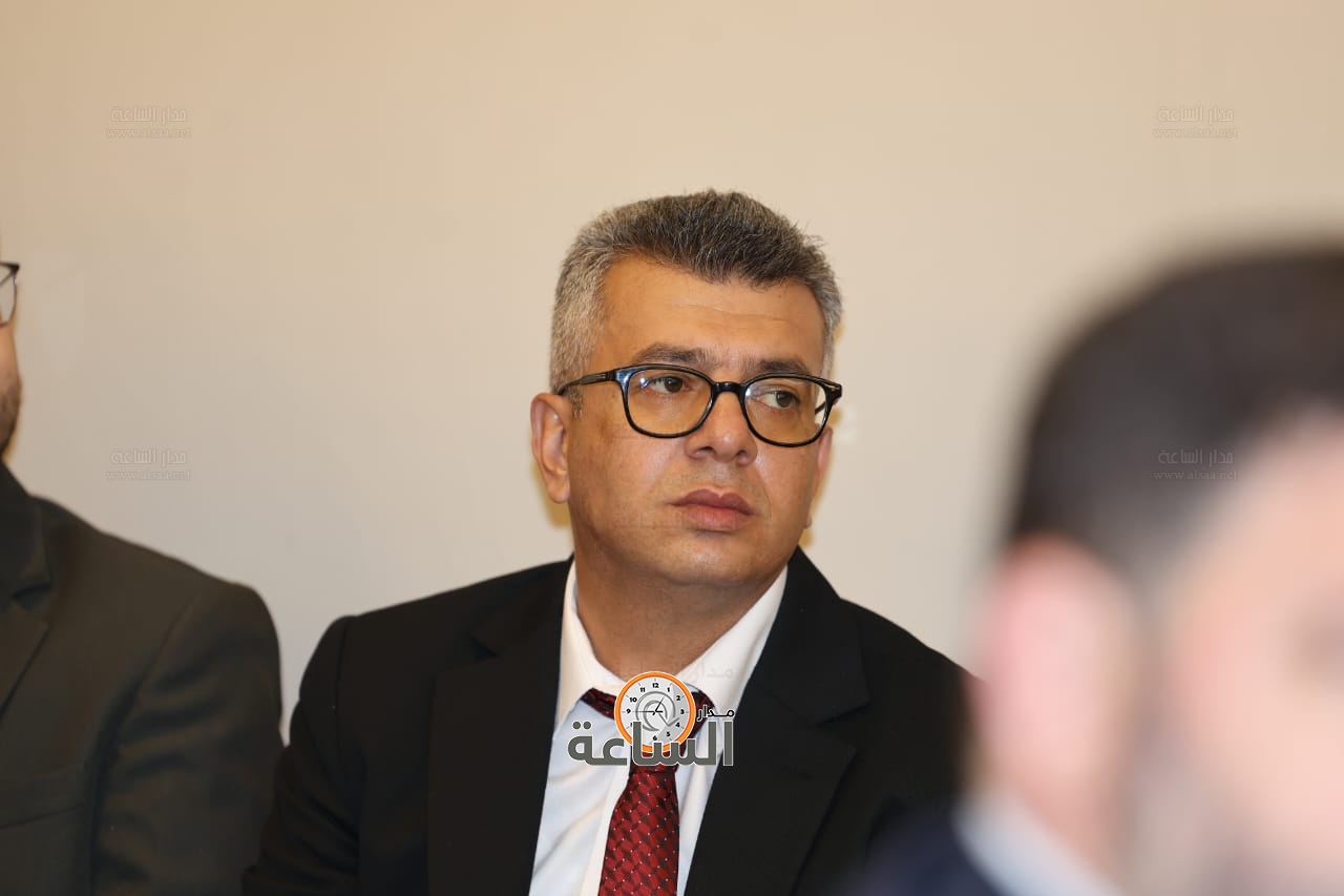 Madar Al-Saa Images 0.3969946077204066