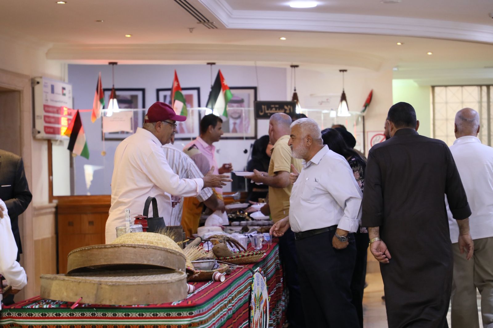 Madar Al-Saa Images 0.9154815408875626