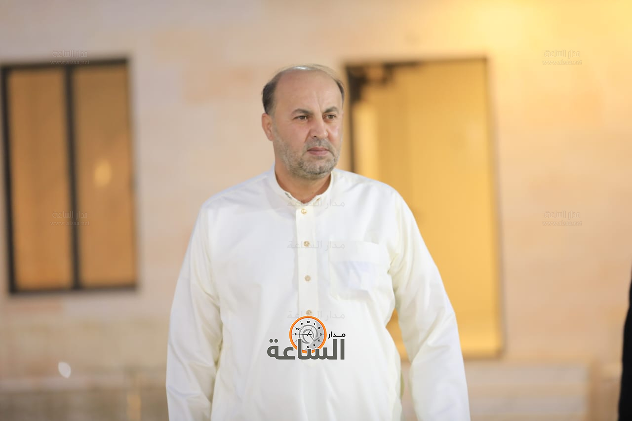 Madar Al-Saa Images 0.7259129788009078