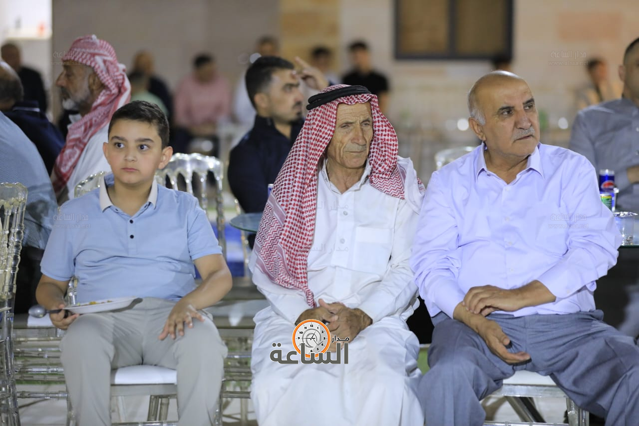 Madar Al-Saa Images 0.7321775413978792