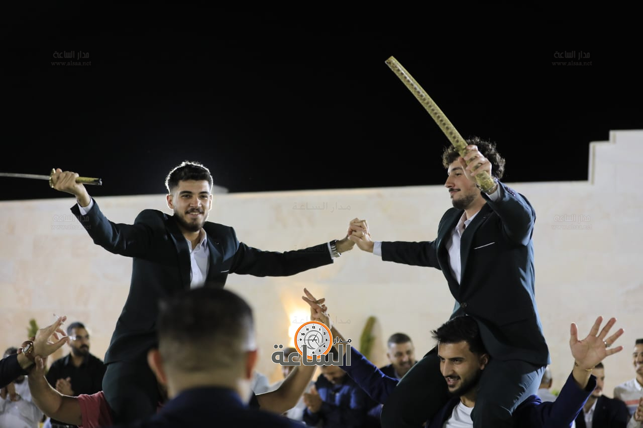 Madar Al-Saa Images 0.23699022124133073