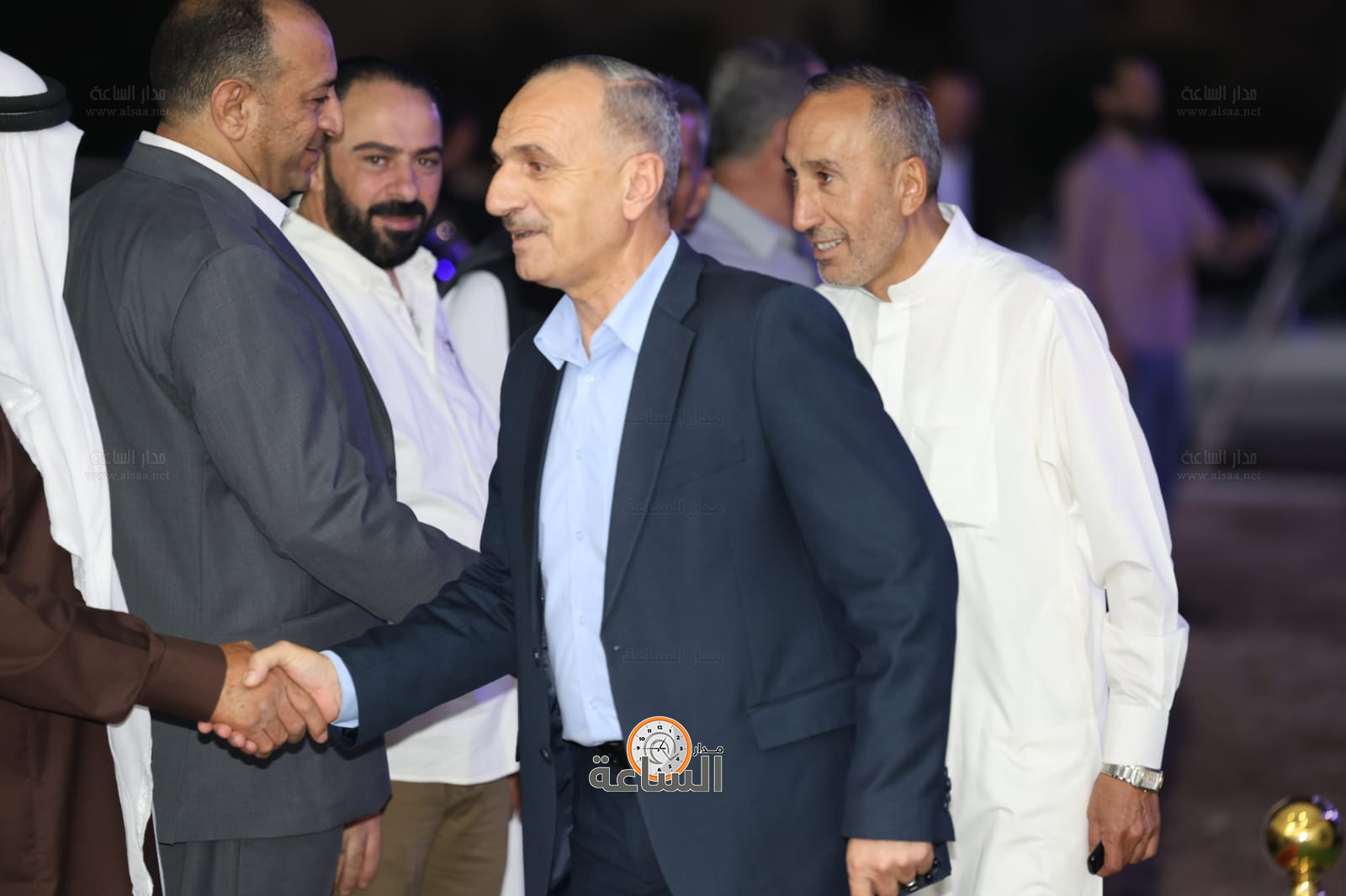 Madar Al-Saa Images 0.5596329792075161