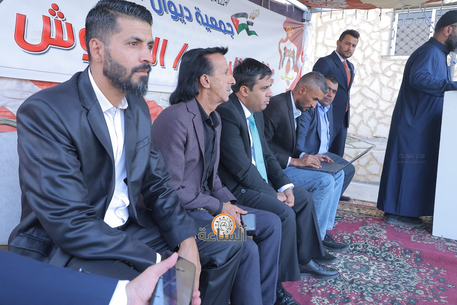 Madar Al-Saa Images 0.10859661060530112