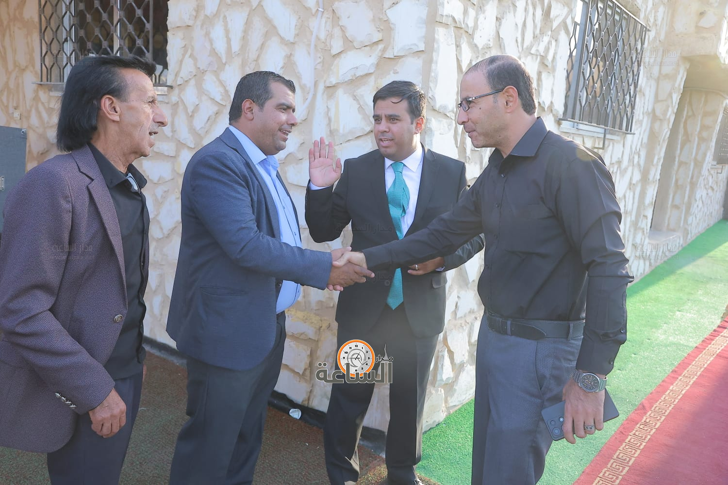 Madar Al-Saa Images 0.04280135780057992