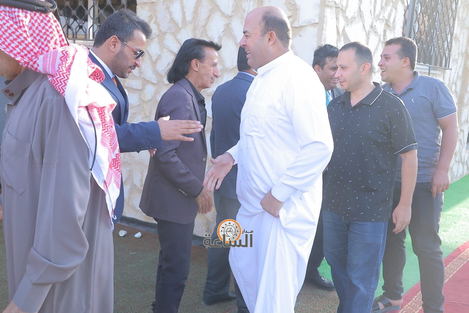 Madar Al-Saa Images 0.17796056841949226