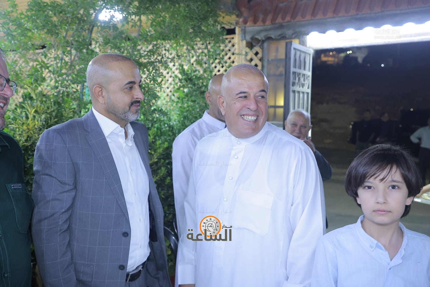 Madar Al-Saa Images 0.09284118093239446