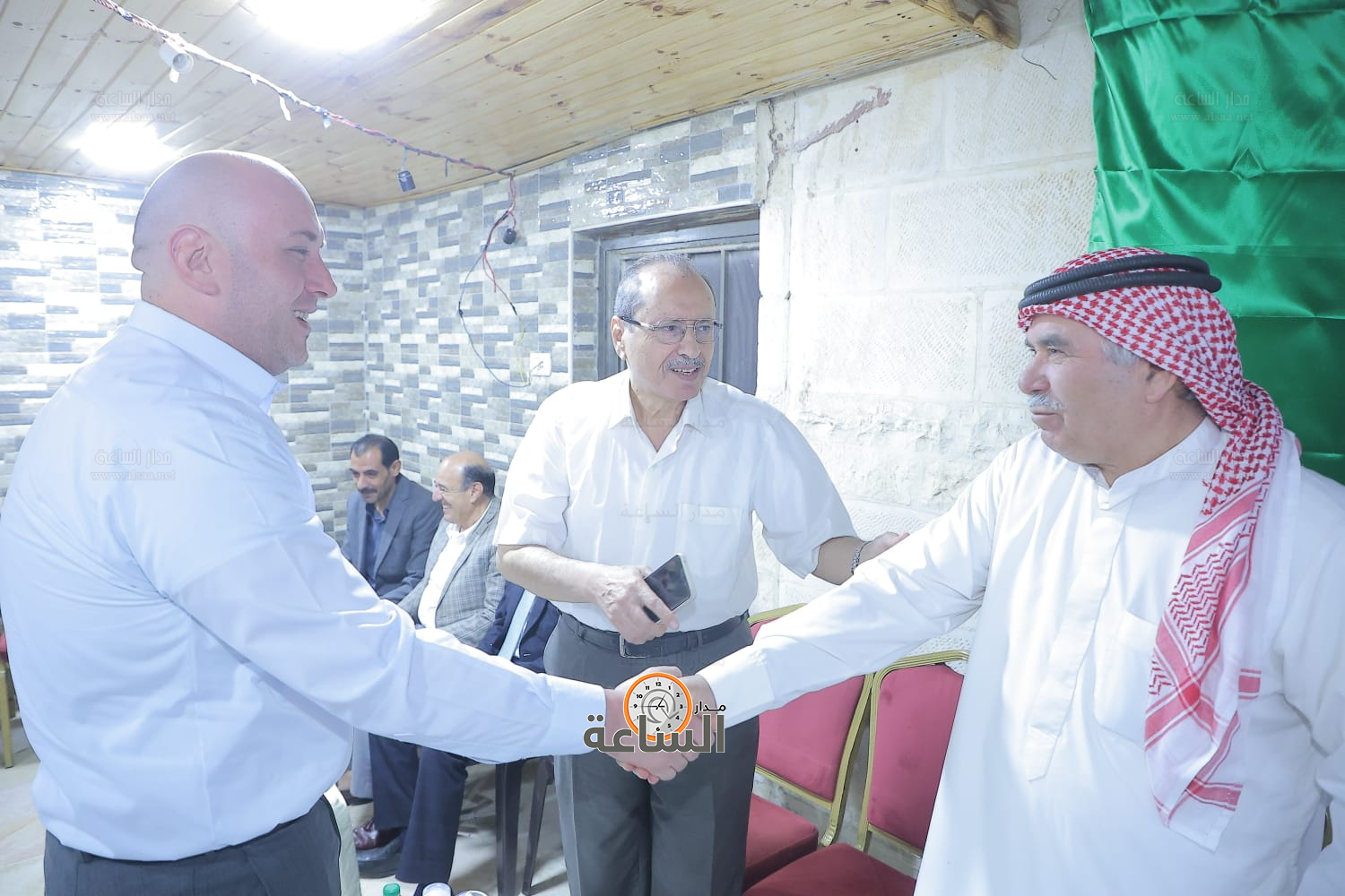 Madar Al-Saa Images 0.09563064040510194