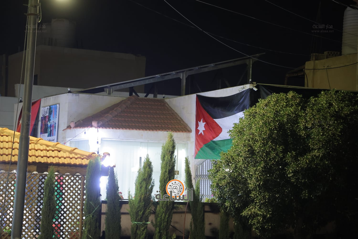 Madar Al-Saa Images 0.8496017398905062