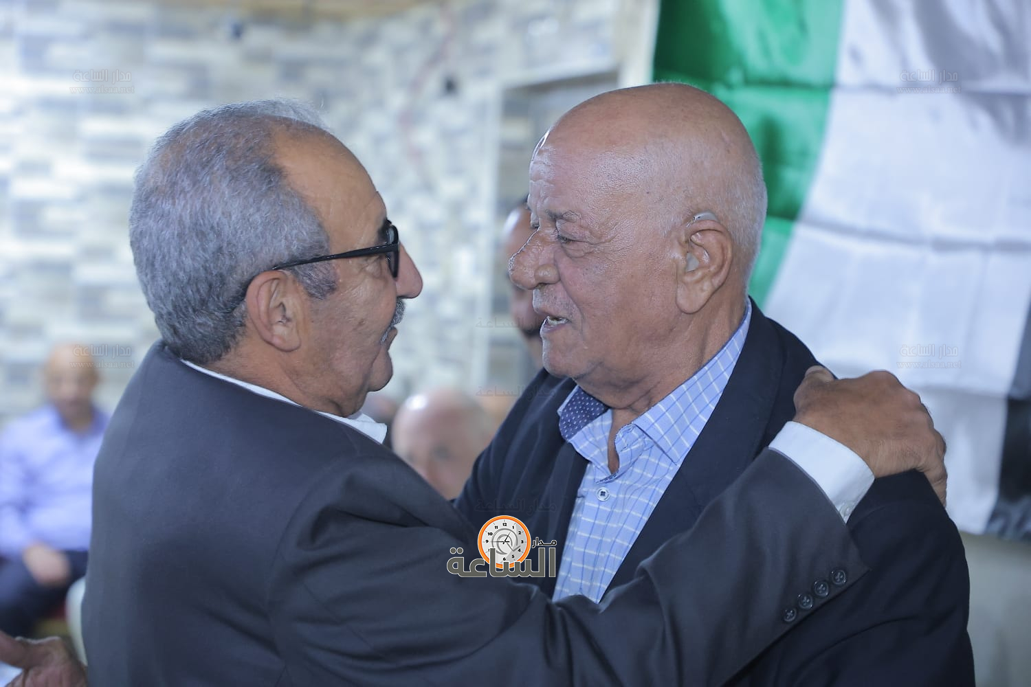 Madar Al-Saa Images 0.49535887555266944