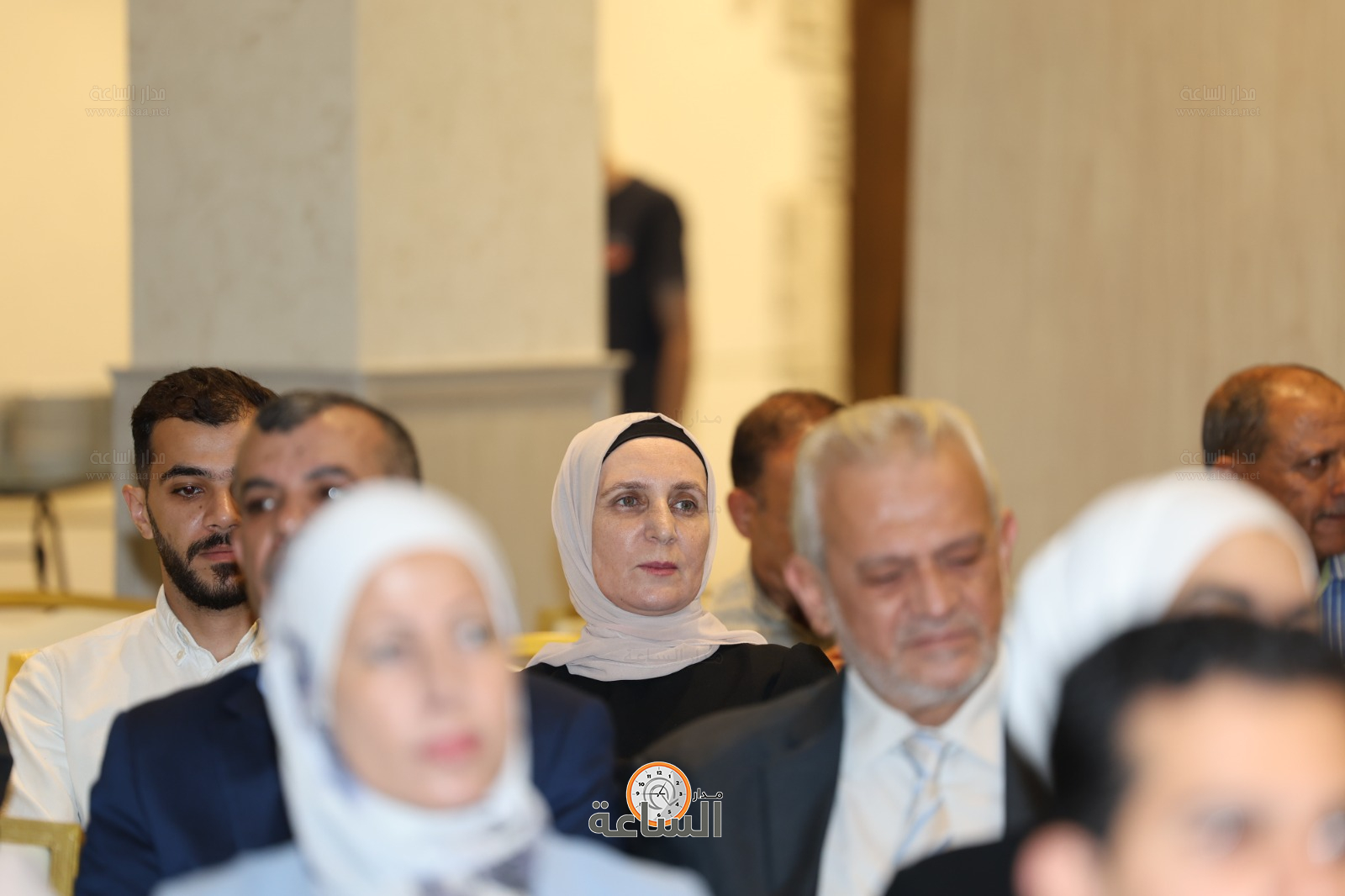 Madar Al-Saa Images 0.4838352670440712