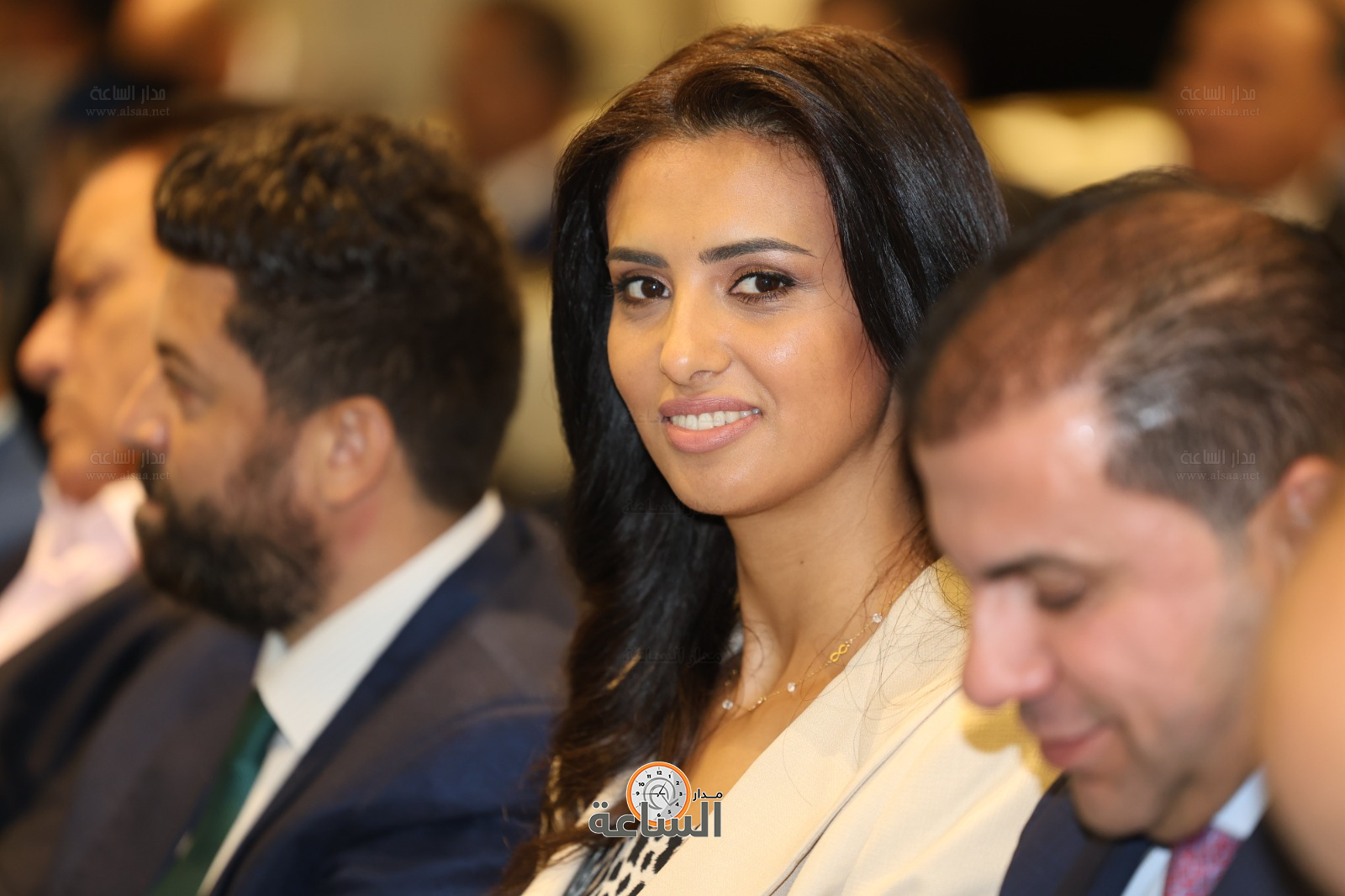 Madar Al-Saa Images 0.8802716179009832