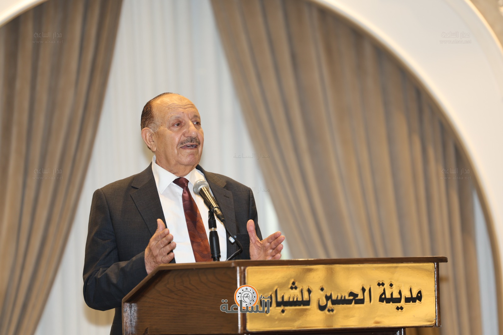 Madar Al-Saa Images 0.24463285421921077