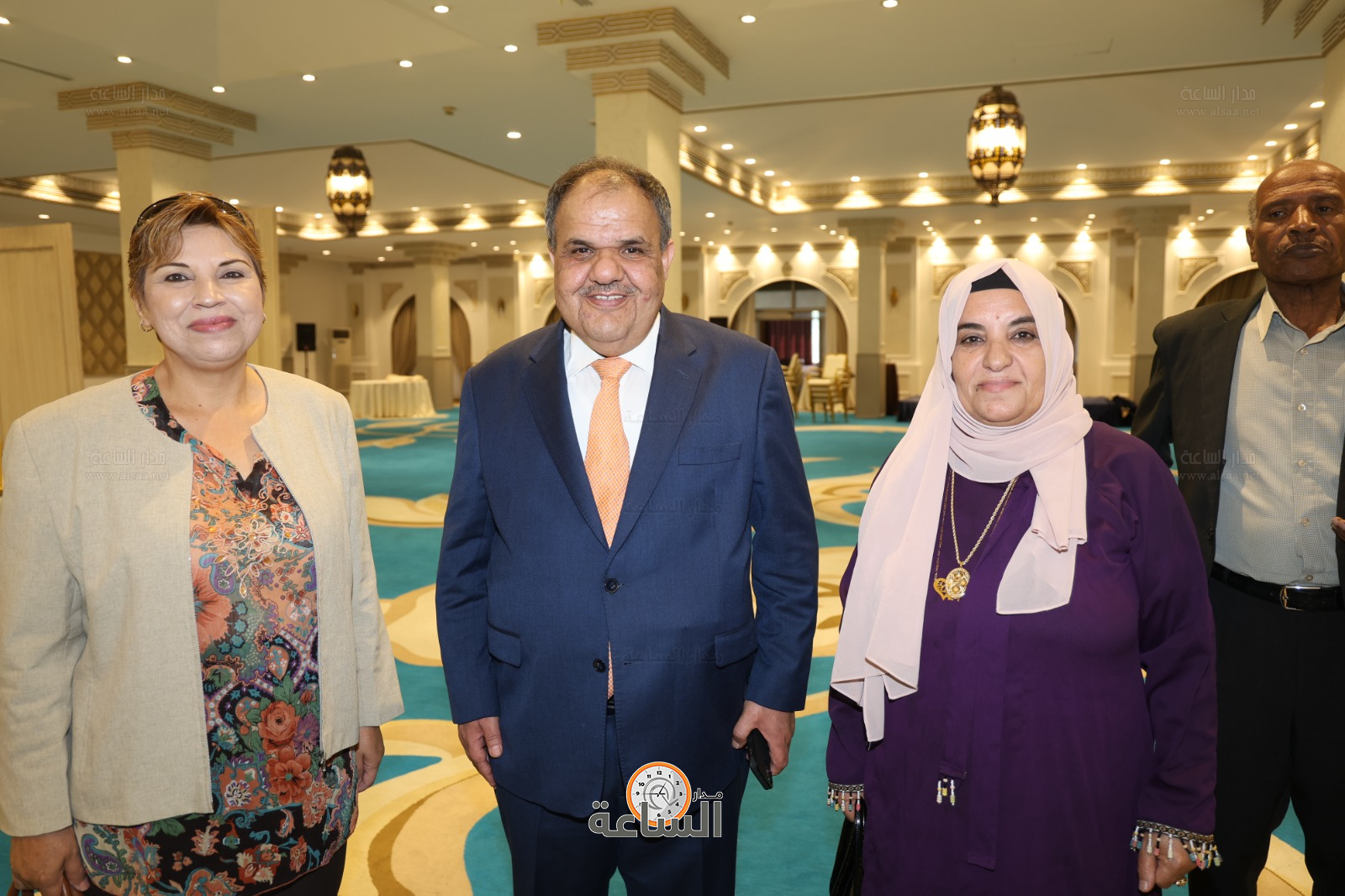 Madar Al-Saa Images 0.6651760190991698