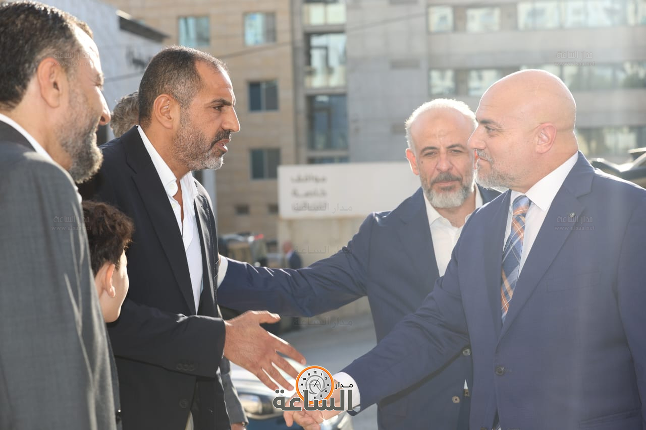 Madar Al-Saa Images 0.3786590000091138