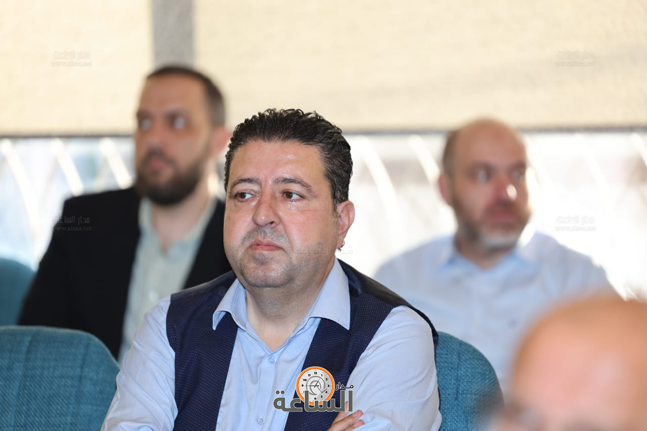 Madar Al-Saa Images 0.5160080947132465