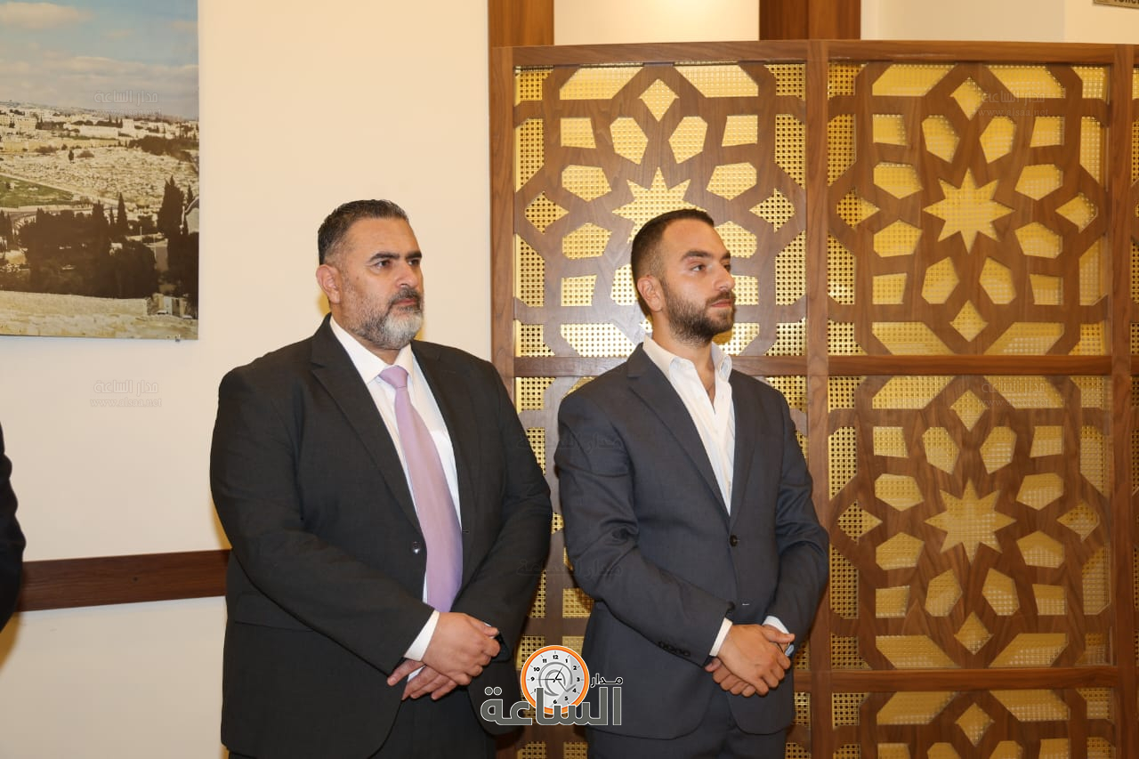 Madar Al-Saa Images 0.9000872432818904