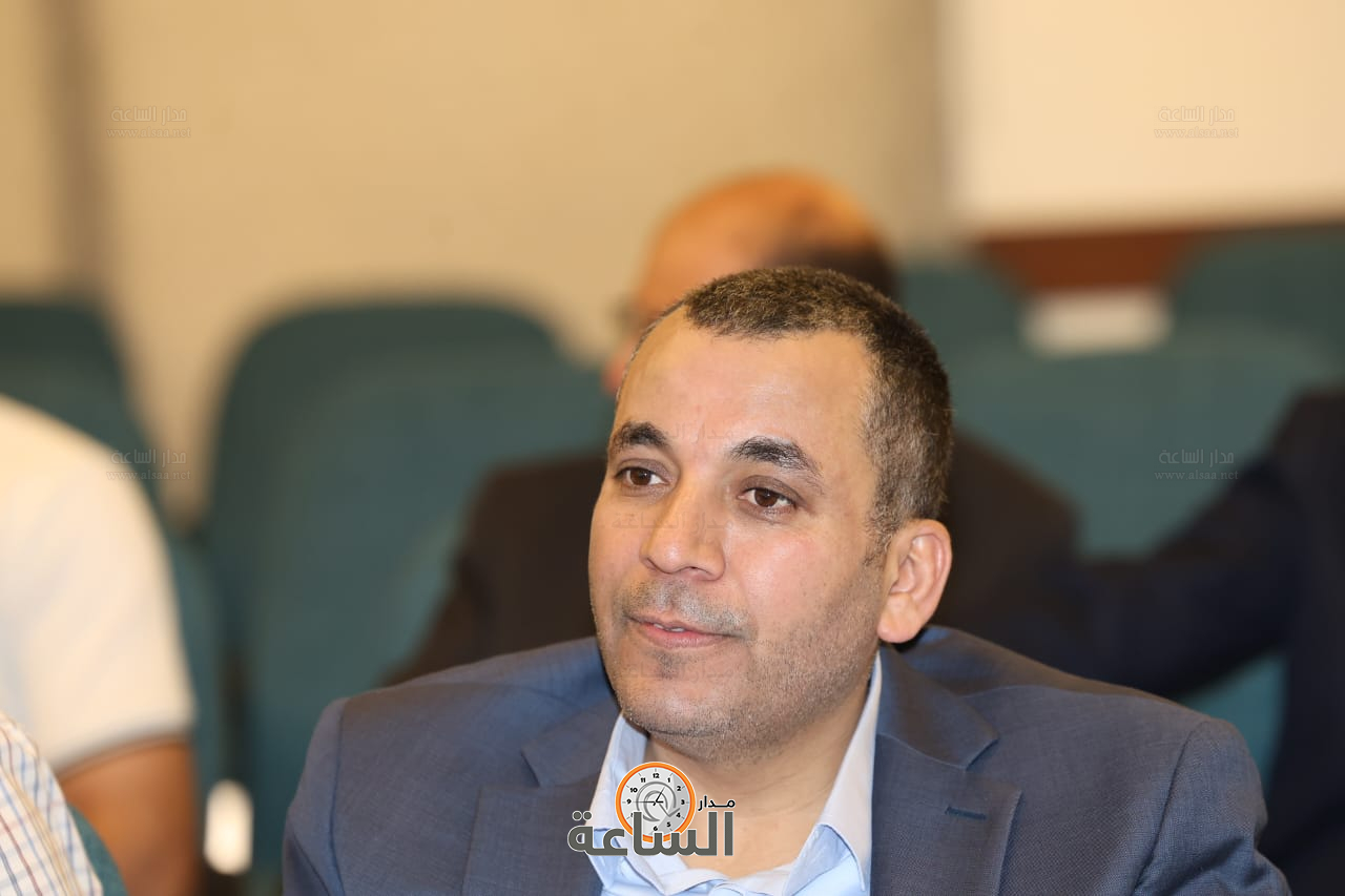 Madar Al-Saa Images 0.14232341509837343