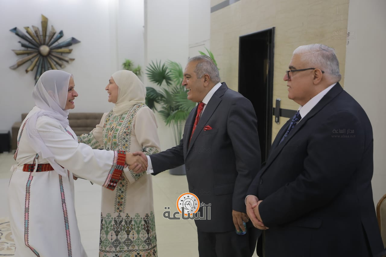 Madar Al-Saa Images 0.6074279095486802