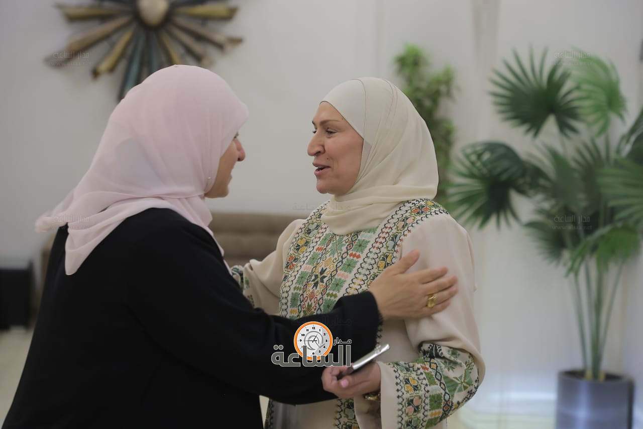 Madar Al-Saa Images 0.124371405838547