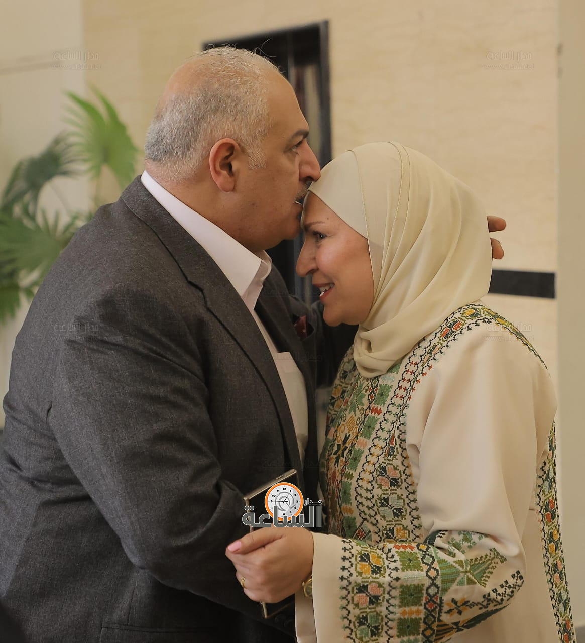 Madar Al-Saa Images 0.7309816414144548