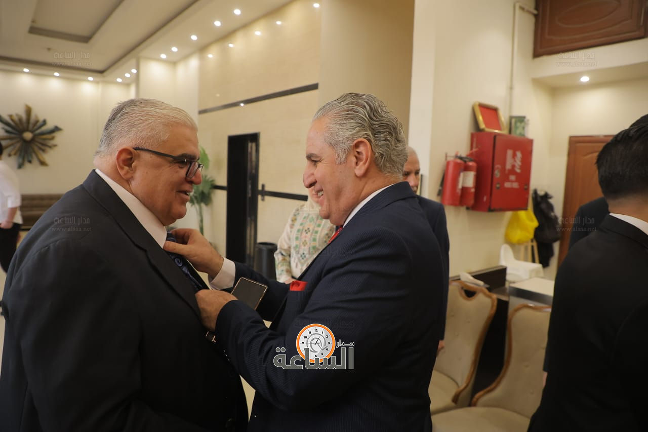 Madar Al-Saa Images 0.14277417465310982