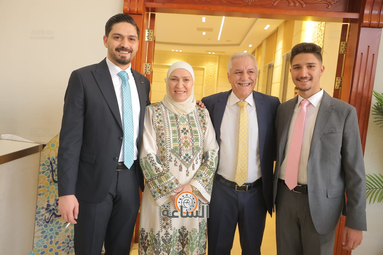 Madar Al-Saa Images 0.8137812912254316