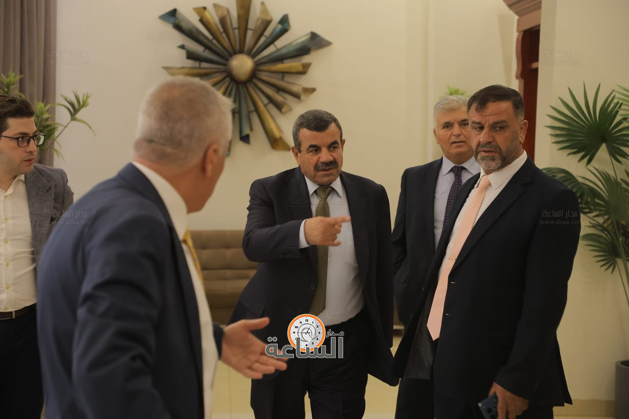 Madar Al-Saa Images 0.7348866569855789