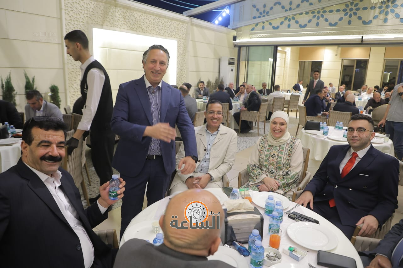 Madar Al-Saa Images 0.12335054438117121